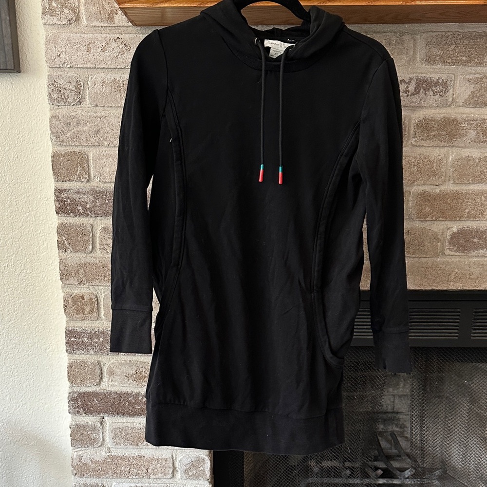 Summer & Sage Black Maternity Nursing Sweatshirt Size XS